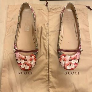 Gucci Supreme Monogram Blooms Ballet Flats 38 Beige Multicolor Dry Rose